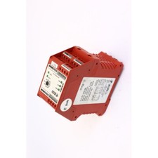 Pizzato CS AT-01V024 relais de