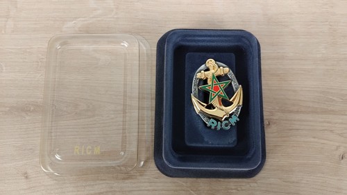 Insigne militaire atlas - ,