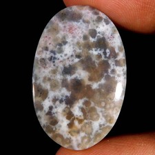 27.50Cts. Pierre précieuse en