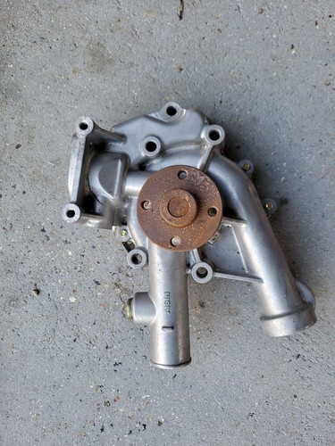 Pompe eau toyota chariot - a,