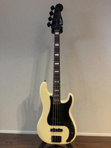 Duff mckagan deluxe - deluxe, precision