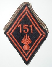 INSIGNE TISSU LOSANGE DE BRAS MOD.45 DU 151° Rgt D'INFANTERIE
