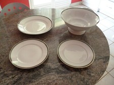 LOT D'1 SALADIER 1 PLAT ET 2