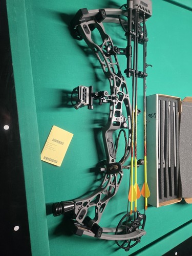 Hoyt alpha 30 - alpha,