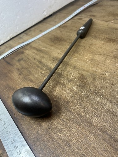 Outil ancien fer coque - à,