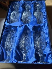 cristal véritable taile main