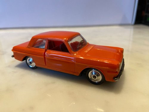 Norev plastque ancienne ford - ancienne,