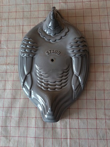 Staub cast iron chicken - cast,
