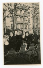 SNAPSHOT PHOTO Lyon 1950, rue