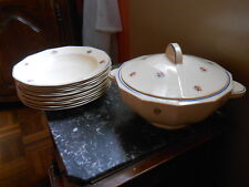 Service à soupe avec 12 assiettes et soupière BADONVILLER