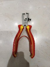 Pince à dénuder 194A.17VE -