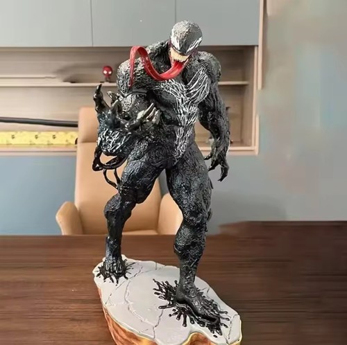 Figurine venom statuette - figurine,