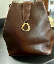 LANCEL SAC FOURRE TOUT PORTé EPAULE EN CUIR EPAIS MARRON ET LISSE