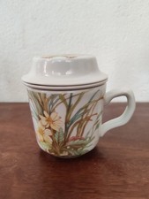 Pillivuyt France tasse à thé en porcelaine avec infuseur décor Viginie