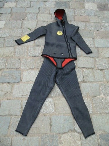 Tenue plongee ancienne - de,