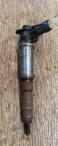 Injecteur carburant renault - carburant,