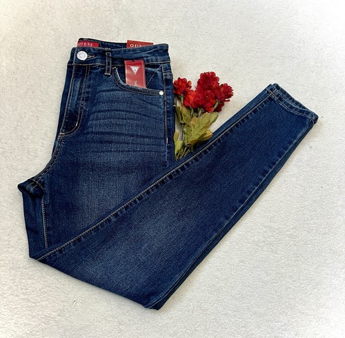 Guess nwt simmone super - nwt,
