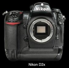 Nikon D2X + 2 objectifs +