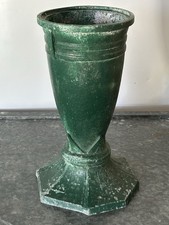 Ancien Vase En Fonte