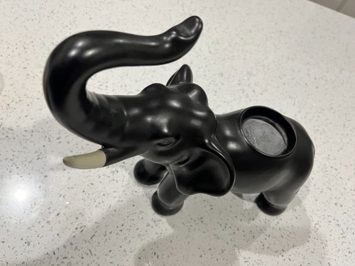 Partylite trumpeting elephant - trumpeting,