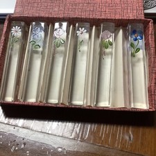 Pose Couteaux Émaillés Fleurs