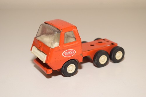 Tracteur camion tôle - tracteur,