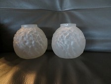 2 anciens vases en verre