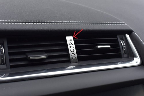 Plaque jaguar pace first - e-pace,