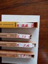 Rubans d’initiales anciens