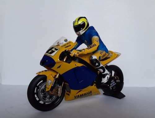 Figurine valentino rossi moto - valentino,