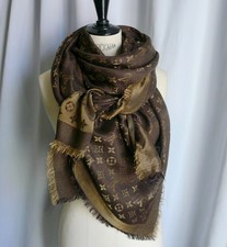 LOUIS VUITTON CHALE SHINE 140 MONOGRAM ETAT CORRECT