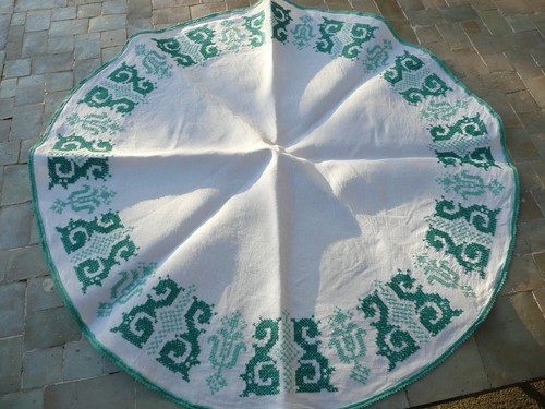 Napperon ancien vintage rond - ancien,