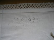 Broderie dentelle ancienne
