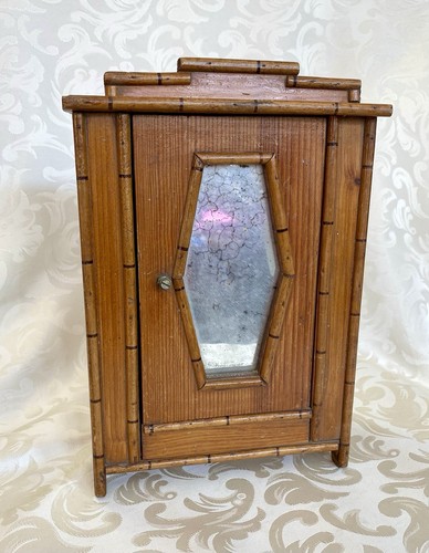 Armoire poupées années - armoire,