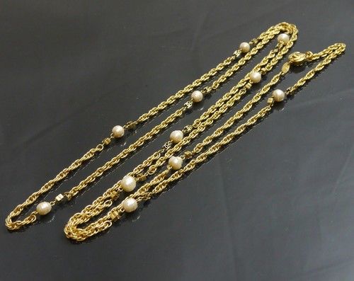 Authentique collier long