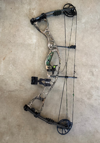 Hoyt bone collector alphamax - hoyt,