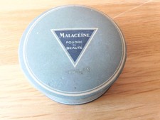 ancien poudrier Malaceine