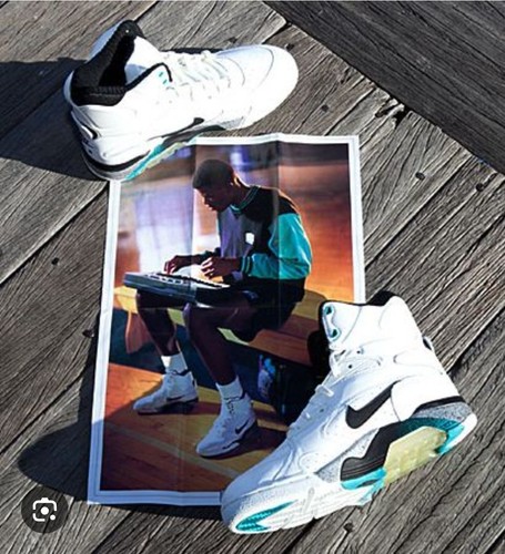 Nike air command force us9 - air,
