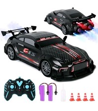 Voiture Télécommandée 1:16 – Drift Car RC 2.4GHz avec Spray & LED Enfant Cadeau