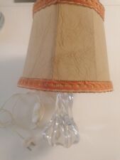 Lampe ancienne en cristal Signé BACCARAT modèle torsadé Le Pied mesure 21cm 