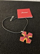 Croix occitane irisée clair en cristal de Baccarat mod3