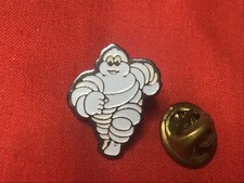 pins MICHELIN signe FRAISSE BIBENDUM pneu CLERMONT FERRAND voiture camion FRANCE