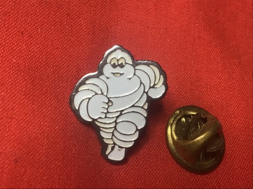 Pins michelin signe fraisse - pins,