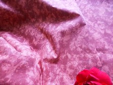 tissus neuf,nuancè bordeaux