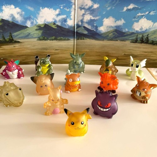 Lot figurines pokemon - 13,