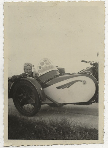 187 photo moto avec - 45/187,