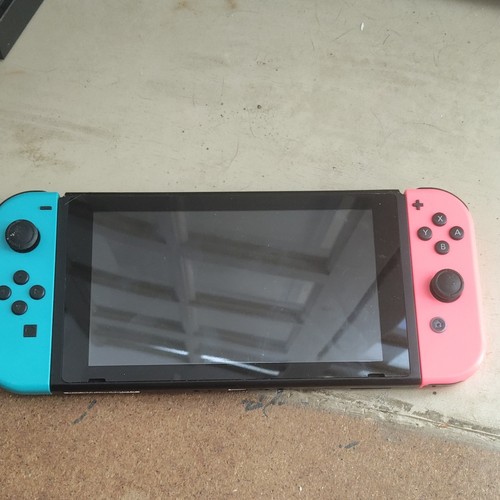 Nintendo switch console - nintendo,