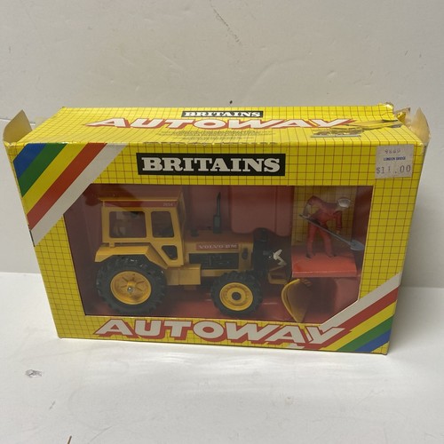 Vintage britains autoway - britains,