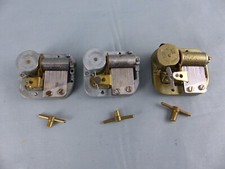 Lot de 3 boites à musique