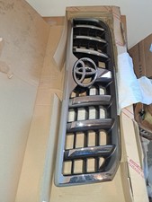 Calandre toyota Land cruiser J12 prado KDJ 120